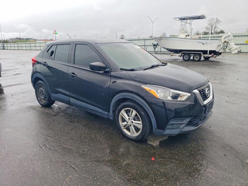 45947026 :رقم المزاد ، 3N1CP5BV6LL508840 vin ، 2020 Nissan Kicks مزاد بيع