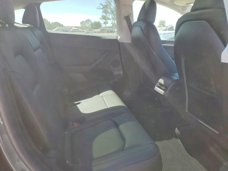 Продажа на аукционе авто 2024 Tesla Model Y, vin: 7SAYGDEE5RF031577, номер лота: 47061376