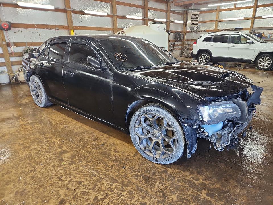 2018 Chrysler 300 მანქანა იყიდება აუქციონზე, vin: 2C3CCABT7JH302100, აუქციონის ნომერი: 46165656