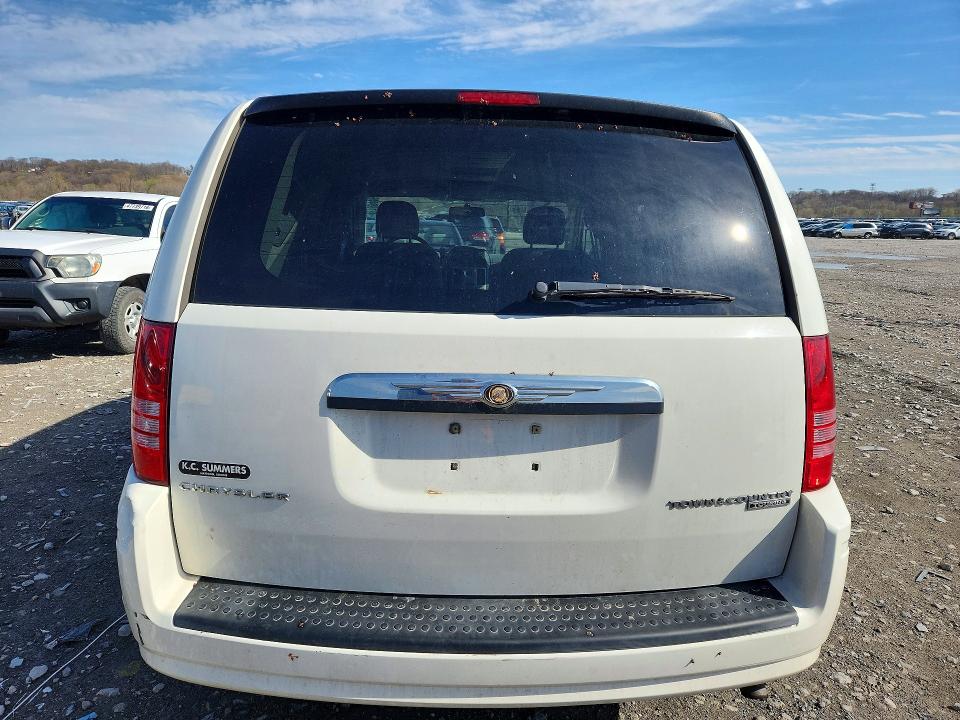 2010 Chrysler Town & Country მანქანა იყიდება აუქციონზე, vin: 2A4RR5D18AR336932, აუქციონის ნომერი: 47189446