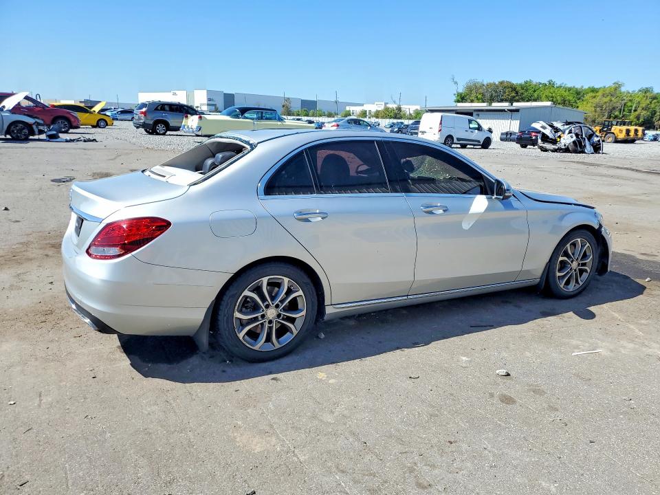 46637546 :رقم المزاد ، 55SWF4JB4GU178438 vin ، 2016 Mercedes-benz C مزاد بيع