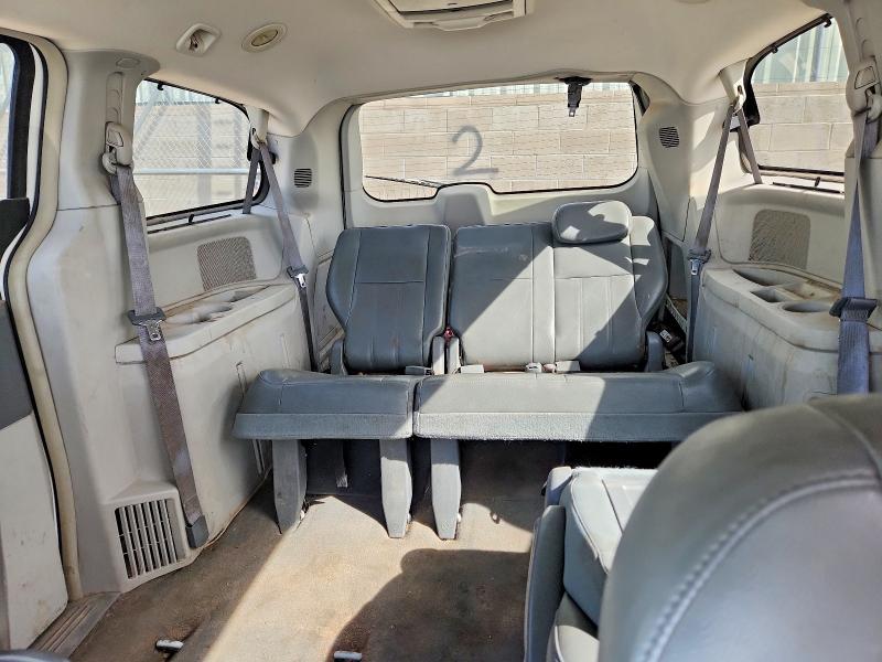 79915125 :رقم المزاد ، 2A4RR5DX4AR351335 vin ، 2010 Chrysler Town & Cnt مزاد بيع