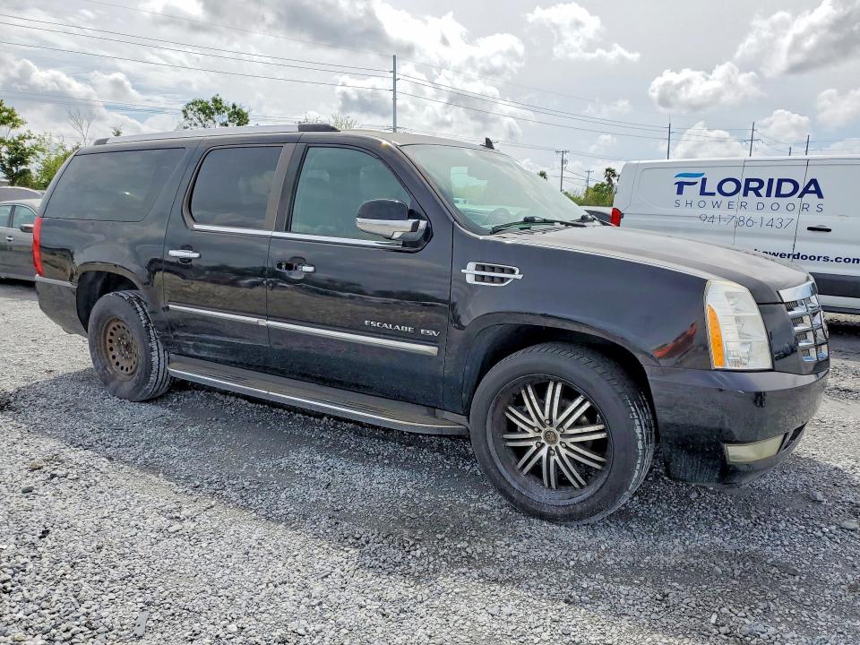 Продажа на аукционе авто 2010 Cadillac Escalade, vin: 1GYUCHEF7AR256261, номер лота: 45708466