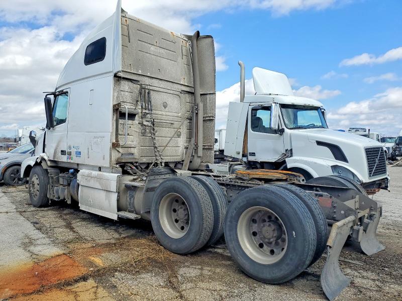 Продажа на аукционе авто 2011 Volv Vn, vin: 4V4NC9EH3BN534832, номер лота: 46004746