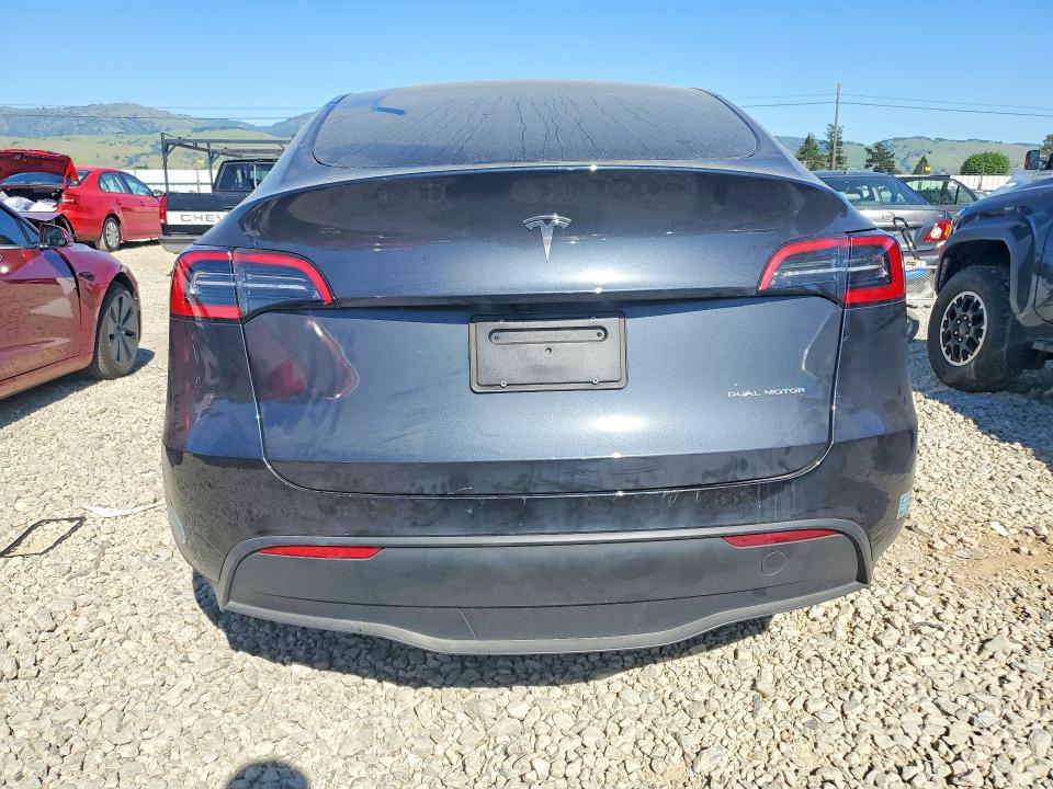 2025 Tesla Model Y მანქანა იყიდება აუქციონზე, vin: 7SAYGDEE6SF282436, აუქციონის ნომერი: 46129316
