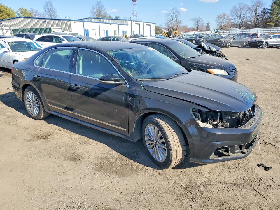 Продажа на аукционе авто 2016 Volkswagen Passat, vin: 1VWBT7A33GC031735, номер лота: 41991036