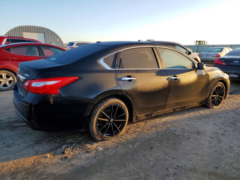 2017 Nissan Altima მანქანა იყიდება აუქციონზე, vin: 1N4BL3AP5HC169654, აუქციონის ნომერი: 41918866