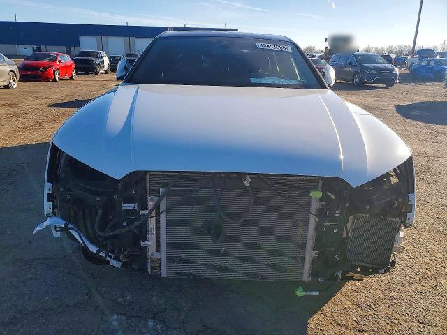 Продаж на аукціоні авто 2017 Audi A8, vin: WAU43AFDXHN005503, номер лоту: 45443986