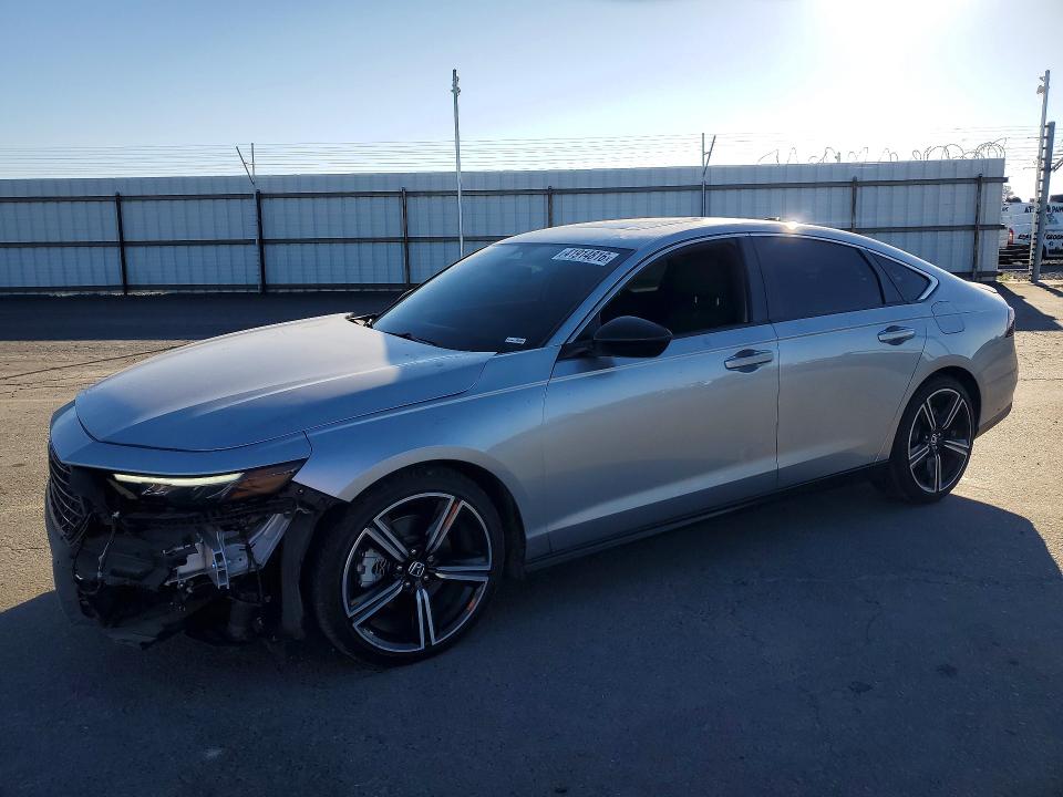 Auction sale of the 2025 Honda Accord, vin: 1HGCY2F50SA035995, lot number: 41914816