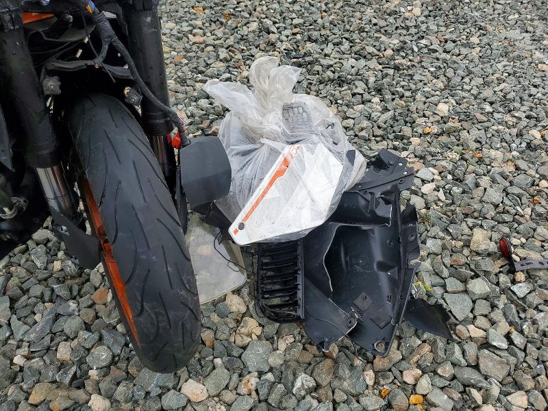 48173406 :رقم المزاد ، MD2JYJ404FC215590 vin ، 2015 Ktm 390 مزاد بيع