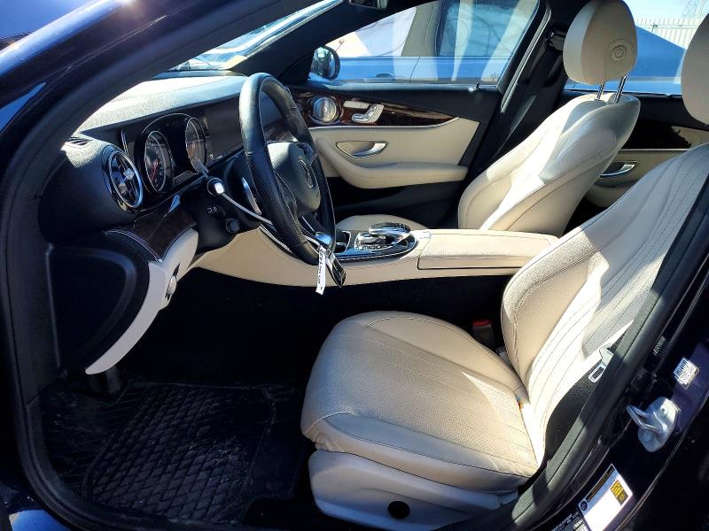 45513826 :رقم المزاد ، WDDZH6GB4JA412109 vin ، 2018 Mercedes-benz E مزاد بيع