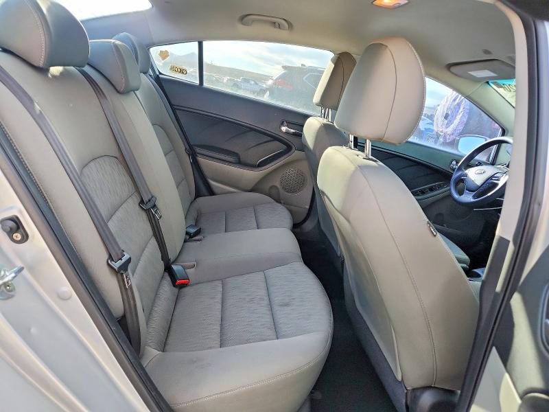 46480206 :رقم المزاد ، KNAFK4A6XG5613770 vin ، 2016 Kia Forte مزاد بيع