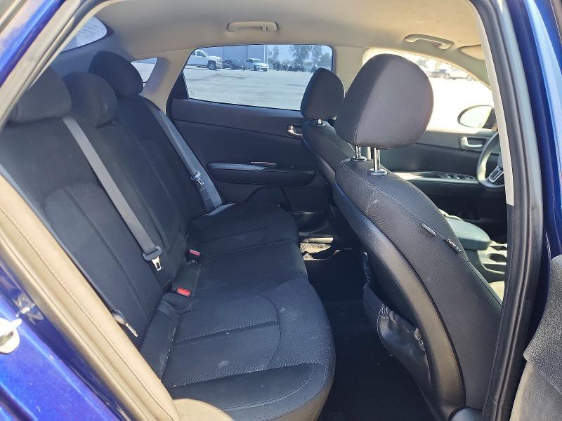 Продаж на аукціоні авто 2017 Kia Optima, vin: 5XXGT4L30HG149845, номер лоту: 47431346