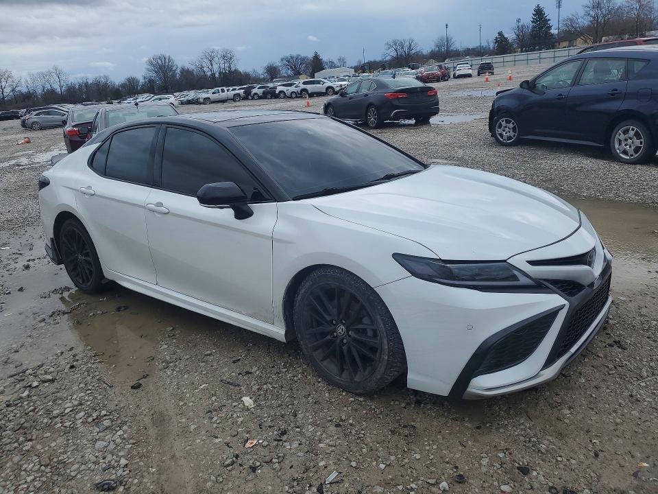 Продажа на аукционе авто 2021 Toyota Camry, vin: 4T1K61AKXMU494469, номер лота: 45668366
