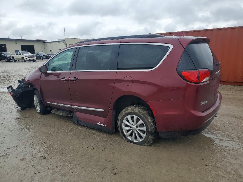 Продаж на аукціоні авто 2017 Chrysler Pacifica, vin: 2C4RC1BG8HR747300, номер лоту: 79713705