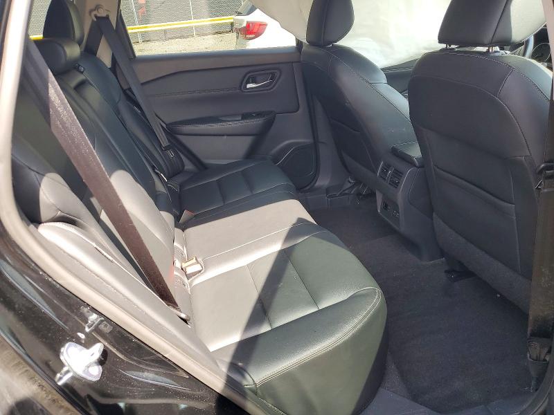 47162676 :رقم المزاد ، 5N1BT3CB1NC701887 vin ، 2022 Nissan Rogue مزاد بيع