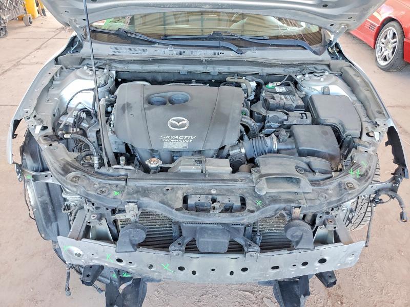 2018 Mazda 3 მანქანა იყიდება აუქციონზე, vin: 3MZBN1V30JM202755, აუქციონის ნომერი: 46341226