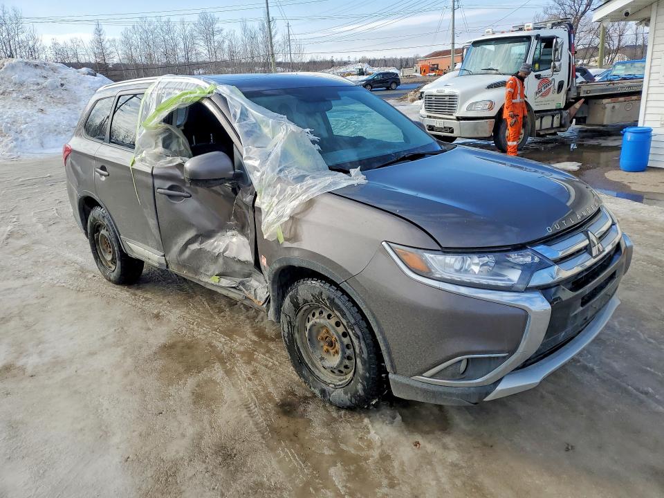 2016 Mitsubishi Outlander მანქანა იყიდება აუქციონზე, vin: JA4AZ2A39GZ611353, აუქციონის ნომერი: 79468395
