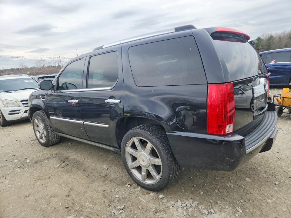 75909815 :رقم المزاد ، 1GYUKCEF4AR135077 vin ، 2010 Cadillac Escalade مزاد بيع