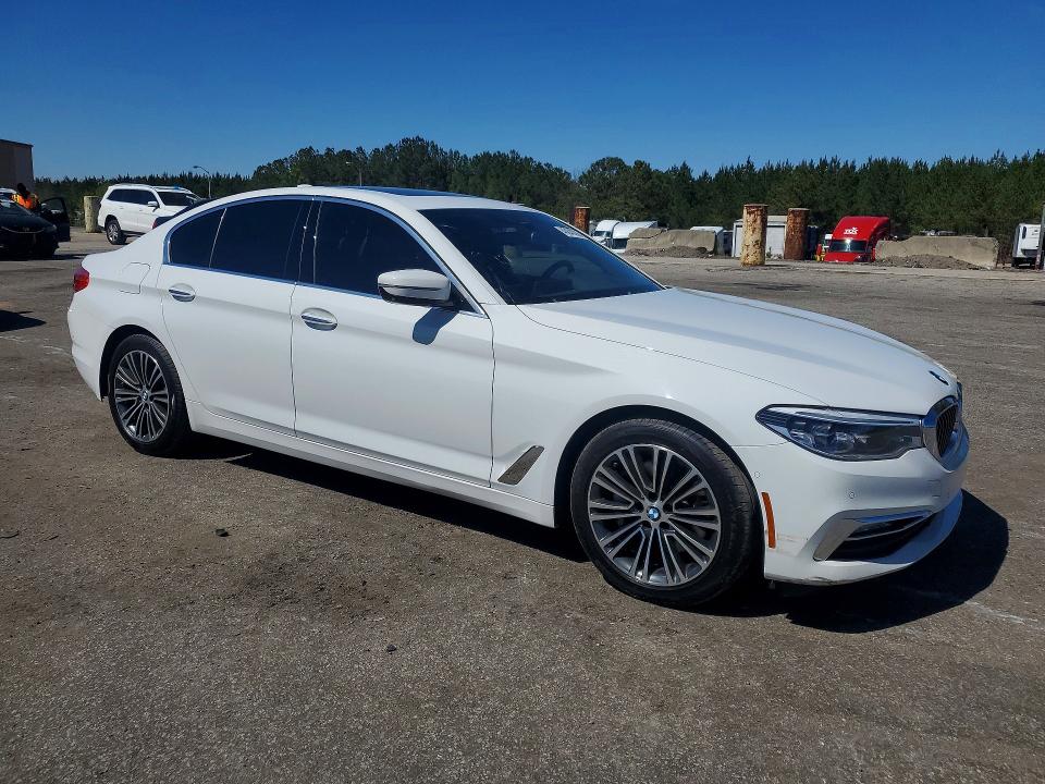 2018 Bmw 530 მანქანა იყიდება აუქციონზე, vin: WBAJA7C57JWC76000, აუქციონის ნომერი: 46840036