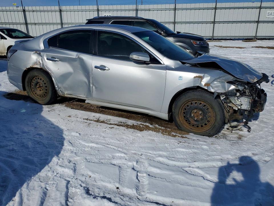 47942826 :رقم المزاد ، 1N4AA5AP8CC815386 vin ، 2012 Nissan Maxima مزاد بيع