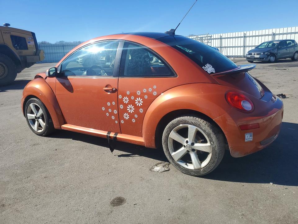 2010 Volkswagen New Beetle მანქანა იყიდება აუქციონზე, vin: 3VWPW3AG1AM006993, აუქციონის ნომერი: 41866566