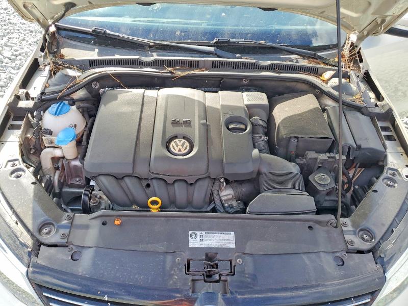47879386 :رقم المزاد ، 3VWLX7AJ1BM338545 vin ، 2011 Volkswagen Jetta مزاد بيع
