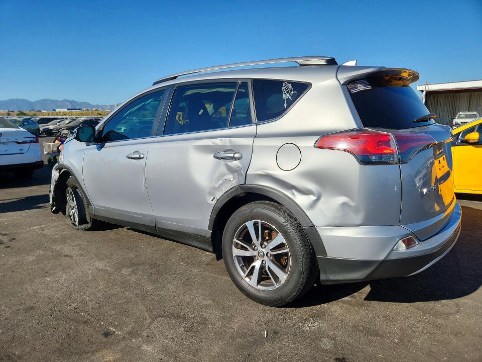 Продаж на аукціоні авто 2017 Toyota Rav4, vin: 2T3RFREV9HW575333, номер лоту: 46936226