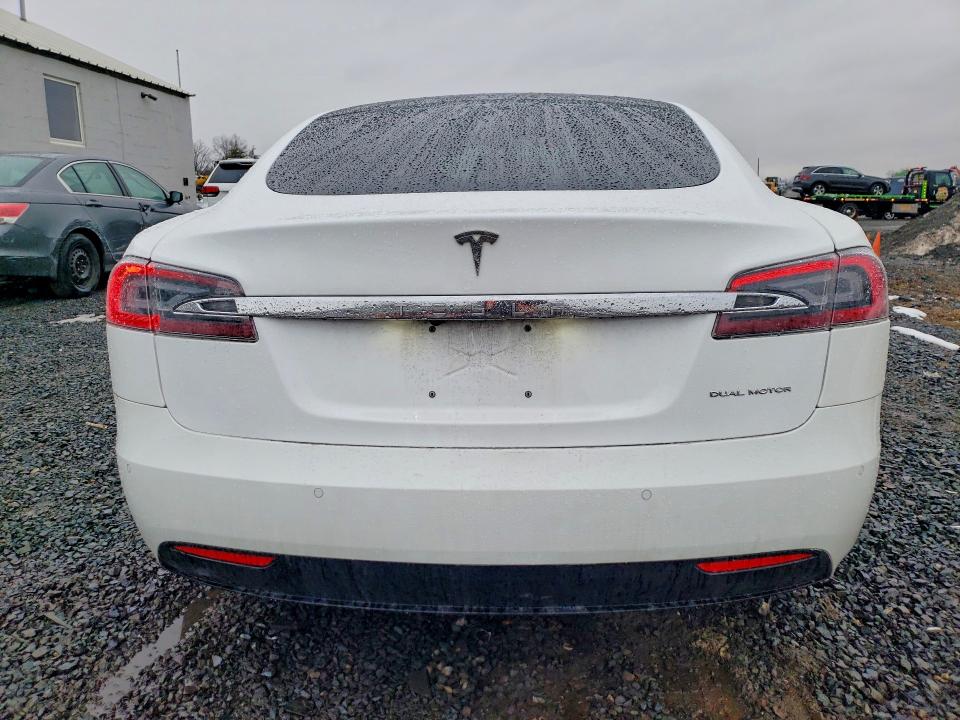 Продажа на аукционе авто 2021 Tesla Model S, vin: 5YJSA1E2XMF426288, номер лота: 79360645