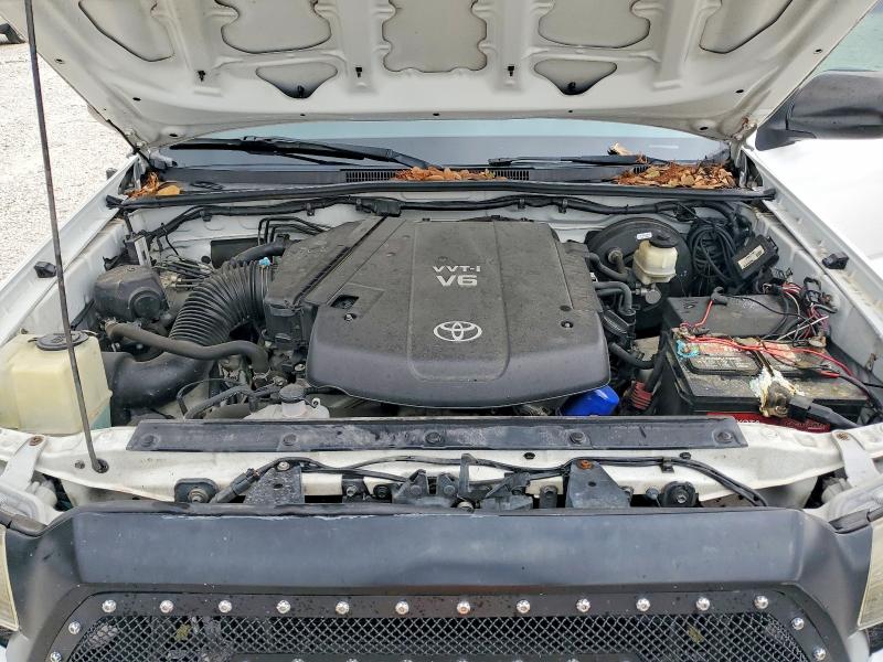2015 Toyota Tacoma მანქანა იყიდება აუქციონზე, vin: 5TFLU4EN3FX116340, აუქციონის ნომერი: 79426485