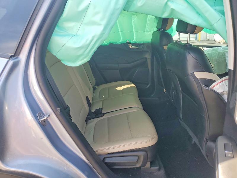47361886 :رقم المزاد ، 1FMCU0H60NUB41558 vin ، 2022 Ford Escape مزاد بيع
