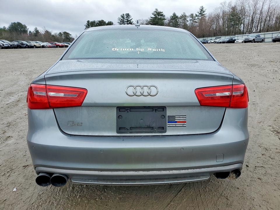46418506 :رقم المزاد ، WAUF2AFC5EN102431 vin ، 2014 Audi S6 مزاد بيع