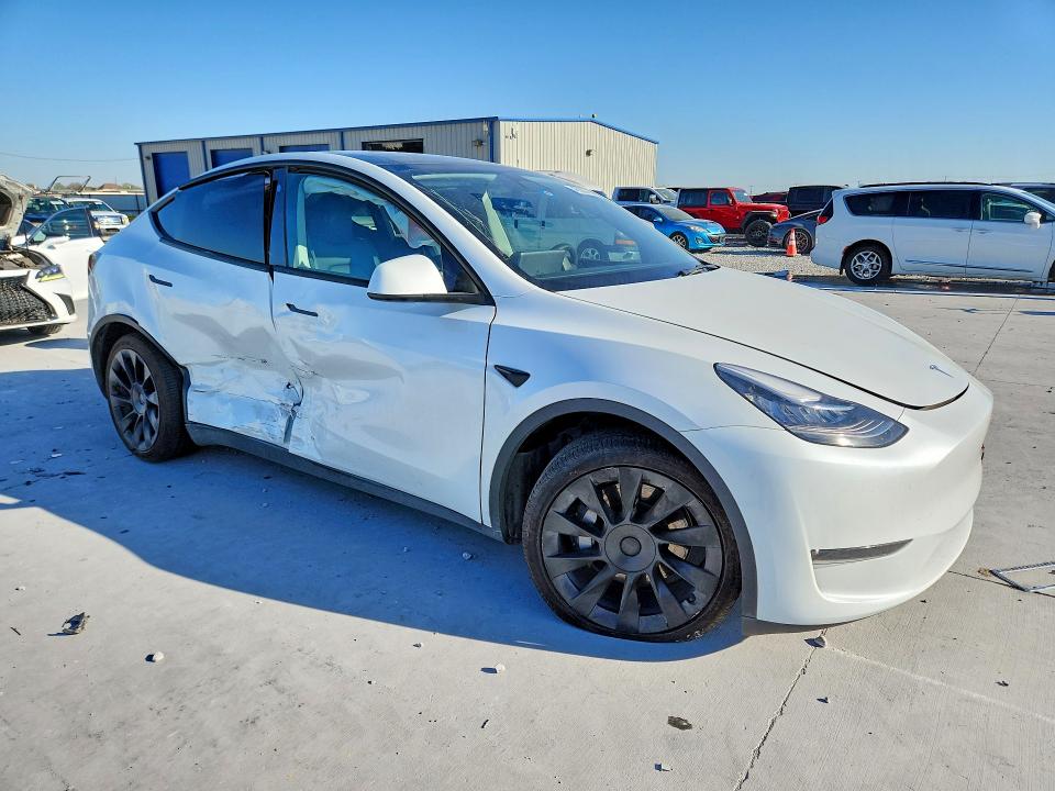 46930136 :رقم المزاد ، 7SAYGDEE6PA033493 vin ، 2023 Tesla Model Y مزاد بيع