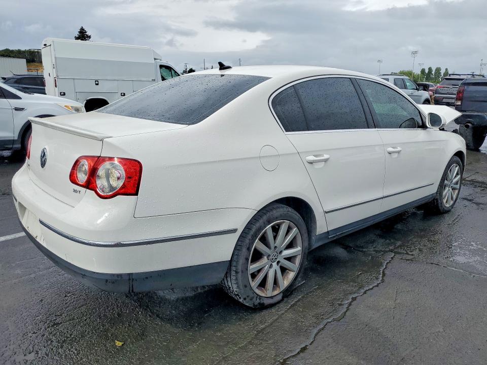 48107936 :رقم المزاد ، WVWJM7AN2AE166035 vin ، 2010 Volkswagen Passat مزاد بيع