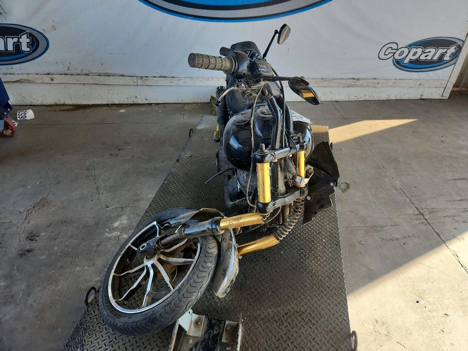 53373626 :رقم المزاد ، 1HD1YYK13NB010503 vin ، 2022 Harley Davidson Fxbbs مزاد بيع