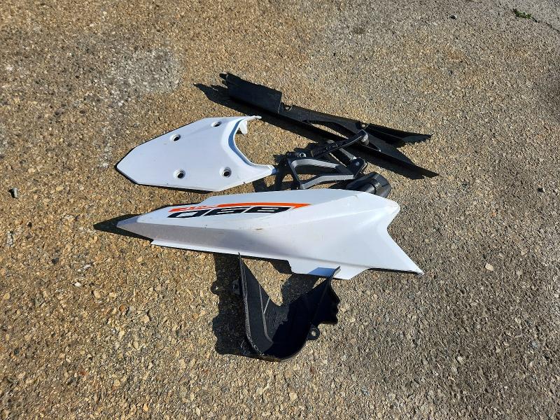 2024 Ktm 890 მანქანა იყიდება აუქციონზე, vin: VBKTS6400RM879542, აუქციონის ნომერი: 46962986