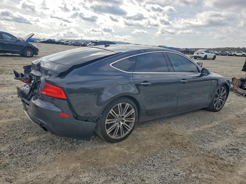 2015 Audi A7 მანქანა იყიდება აუქციონზე, vin: WAUWGAFC1FN041856, აუქციონის ნომერი: 45793266