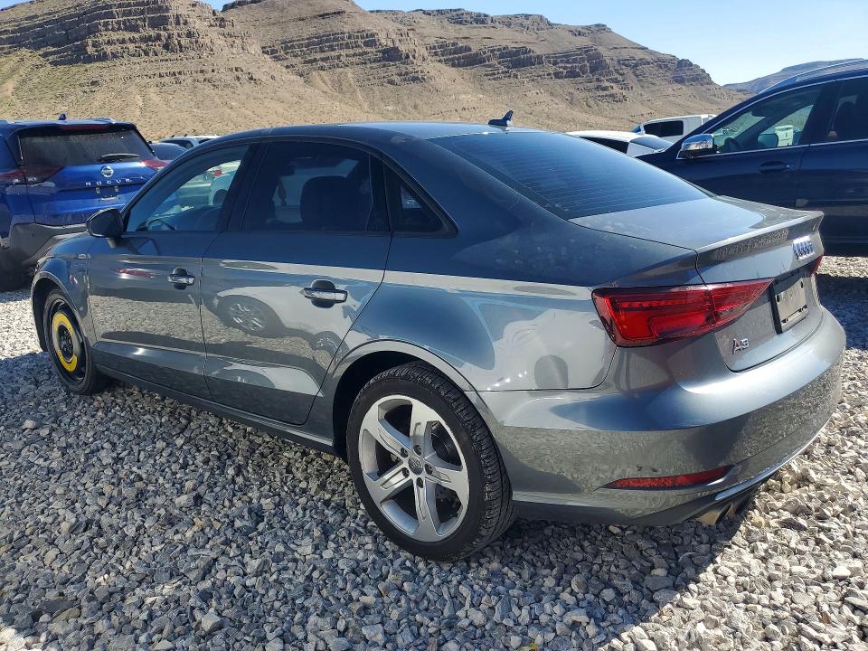 42009066 :رقم المزاد ، WAUAUGFF2J1022832 vin ، 2018 Audi A3 مزاد بيع