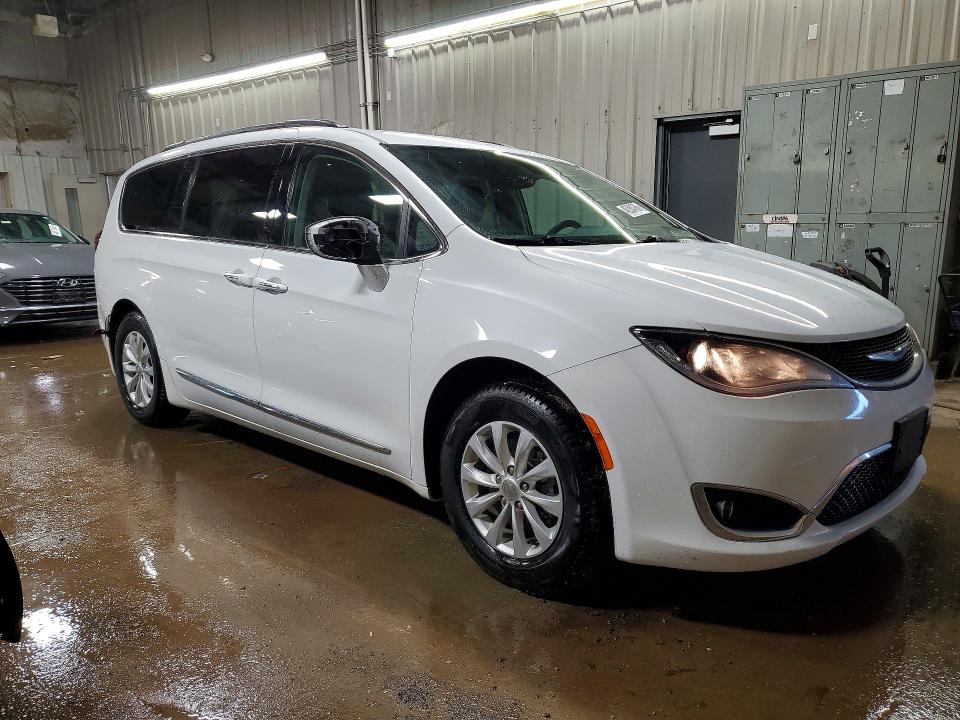 Продажа на аукционе авто 2017 Chrysler Pacifica, vin: 2C4RC1BG9HR524537, номер лота: 46884766