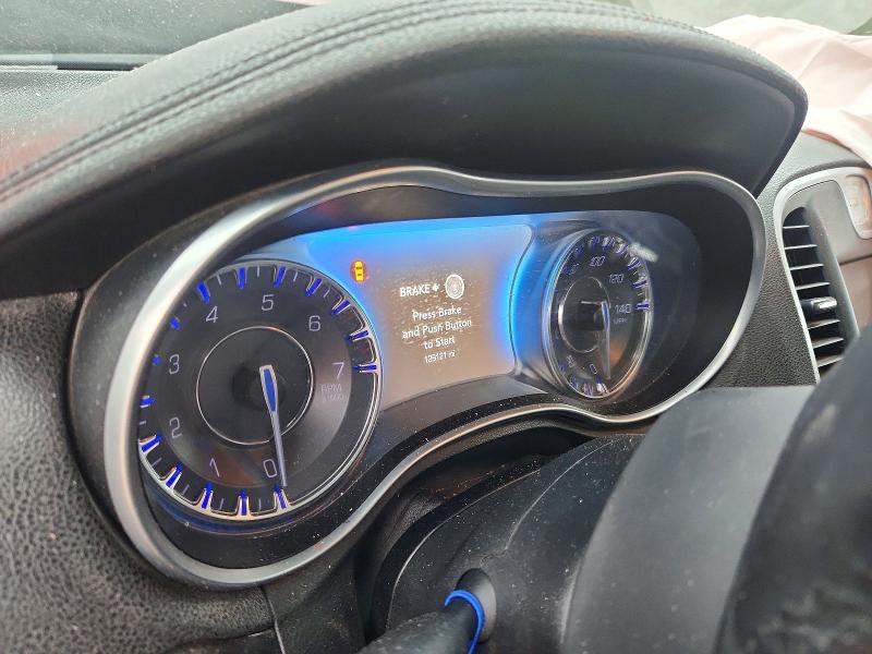 2015 Chrysler 300 მანქანა იყიდება აუქციონზე, vin: 2C3CCARG3FH820494, აუქციონის ნომერი: 47501816