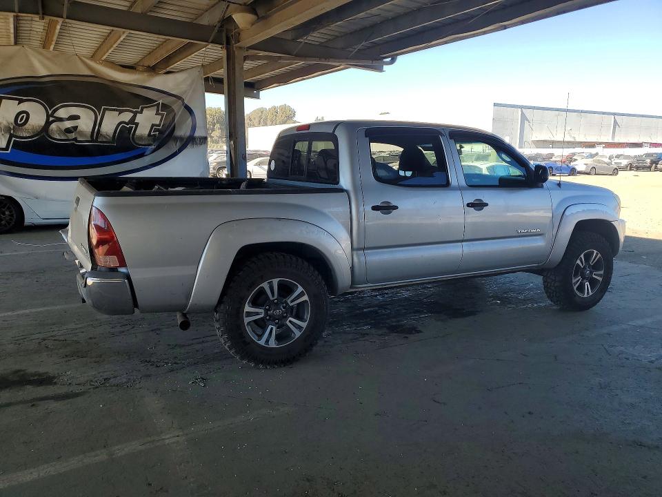47390916 :رقم المزاد ، 3TMJU62N16M008375 vin ، 2006 Toyota Tacoma مزاد بيع