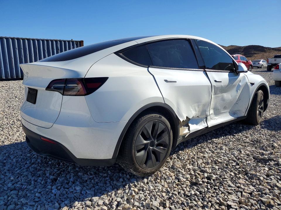 2025 Tesla Model Y მანქანა იყიდება აუქციონზე, vin: 7SAYGDED1SF274073, აუქციონის ნომერი: 41622796