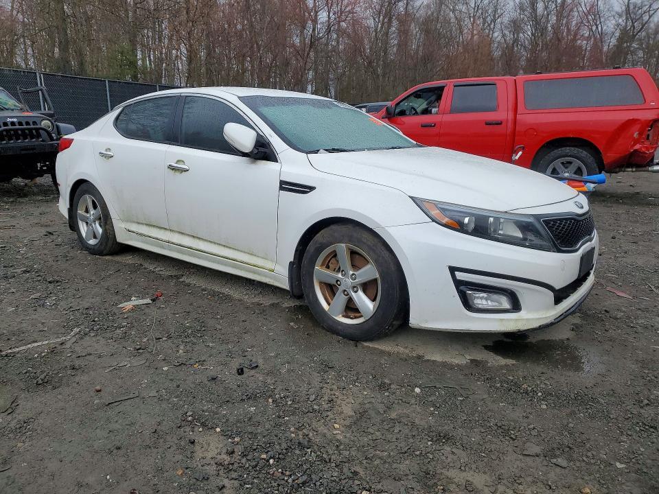 42043206 :رقم المزاد ، KNAGM4A71F5643651 vin ، 2015 Kia Optima مزاد بيع