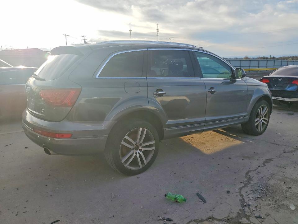 Продаж на аукціоні авто 2015 Audi Q7, vin: WA1LMAFE2FD021101, номер лоту: 42022396