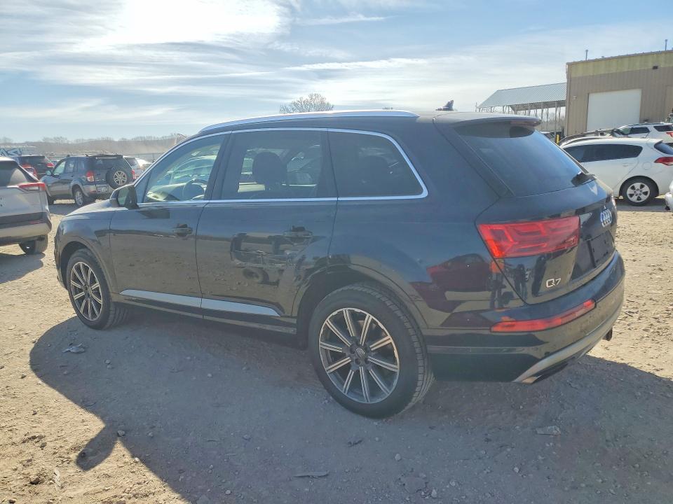 Продажа на аукционе авто 2018 Audi Q7, vin: WA1VAAF77JD003995, номер лота: 46381346
