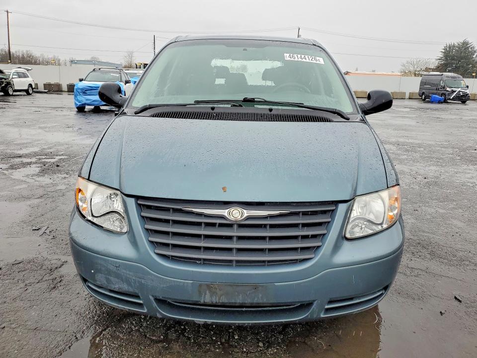 46144126 :رقم المزاد ، 1A4GJ45R87B208968 vin ، 2007 Chrysler Town And Country مزاد بيع