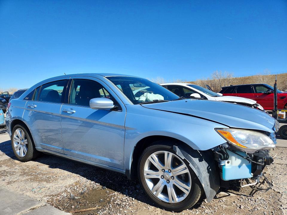 Продаж на аукціоні авто 2012 Chrysler 200, vin: 1C3CCBBG5CN175172, номер лоту: 47091496