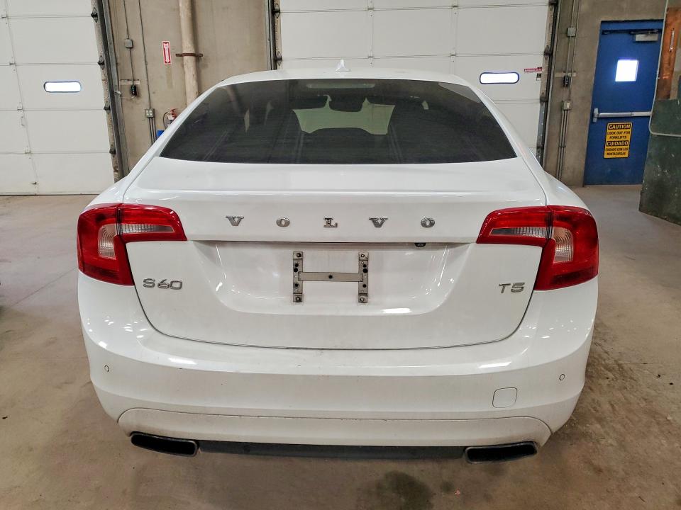 Продаж на аукціоні авто 2016 Volvo S60, vin: YV126MFK4G2406685, номер лоту: 45795966