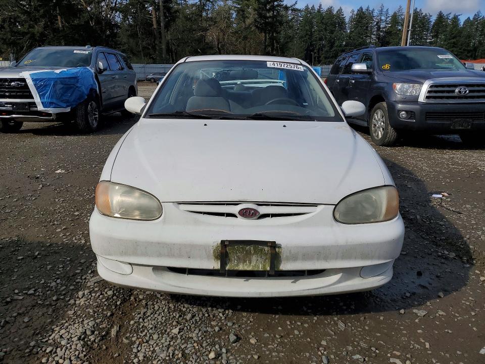 2001 Kia Sephia მანქანა იყიდება აუქციონზე, vin: KNAFB121515049972, აუქციონის ნომერი: 41972576