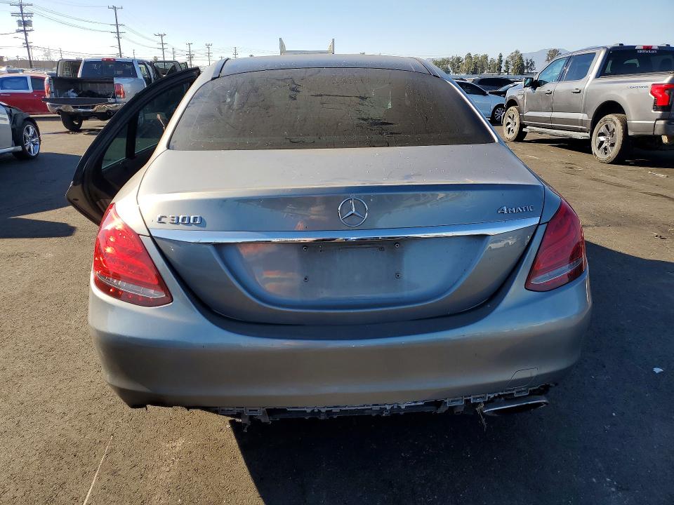 47762566 :رقم المزاد ، 55SWF4KB7FU015652 vin ، 2015 Mercedes-benz C مزاد بيع